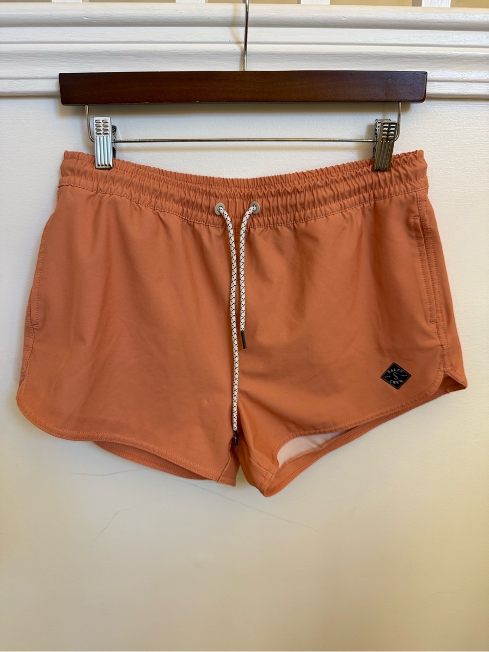 Salty Crew Beacons Board Shorts | Women's M | Salmon Terracotta | Scallop Hem